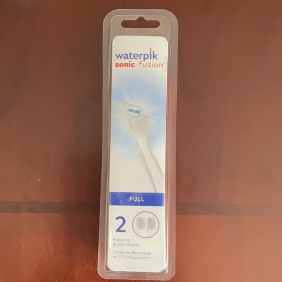 Waterpik Sonic-fusion Flossing Brush Heads - Picture 1 of 4